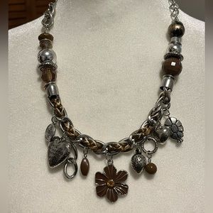 NWOT - Paparazzi Necklace